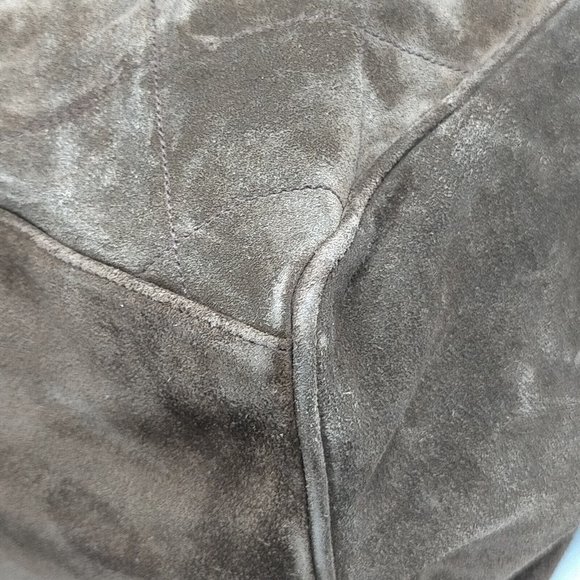 good condition Authentic Large Chanel Hand Bag Brown Suede Leather jumbo tassel - Picture 6 of 9